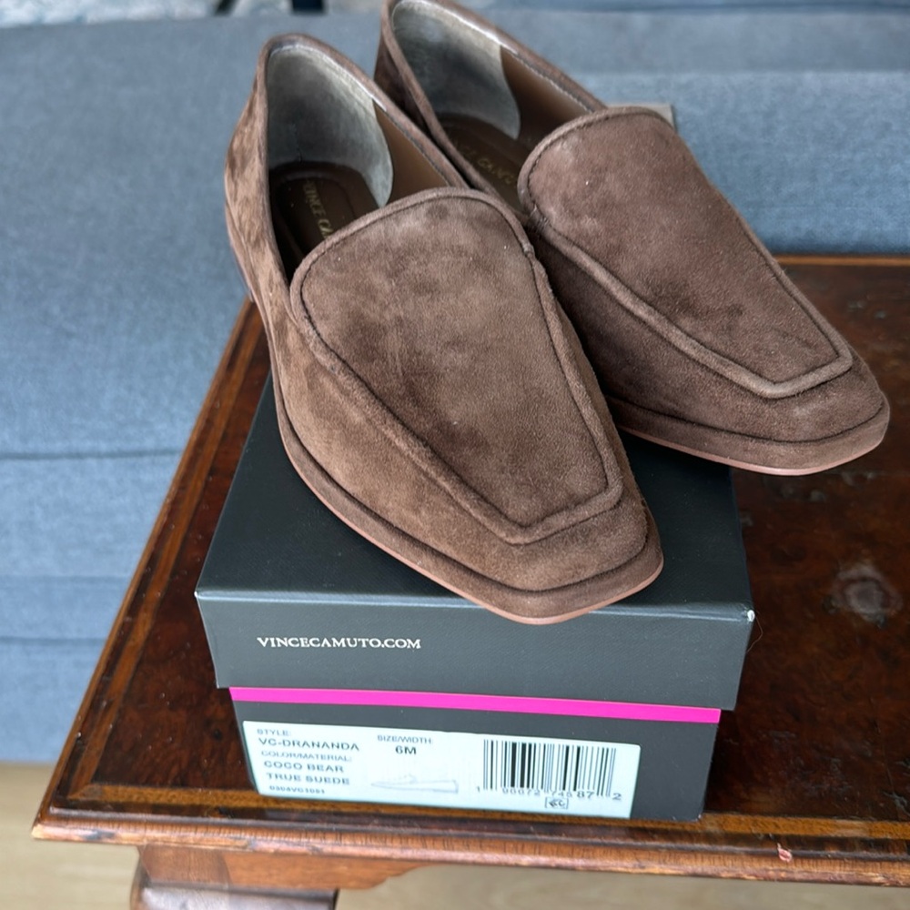 Vince Camuto VC brown loafers suede NIB 6